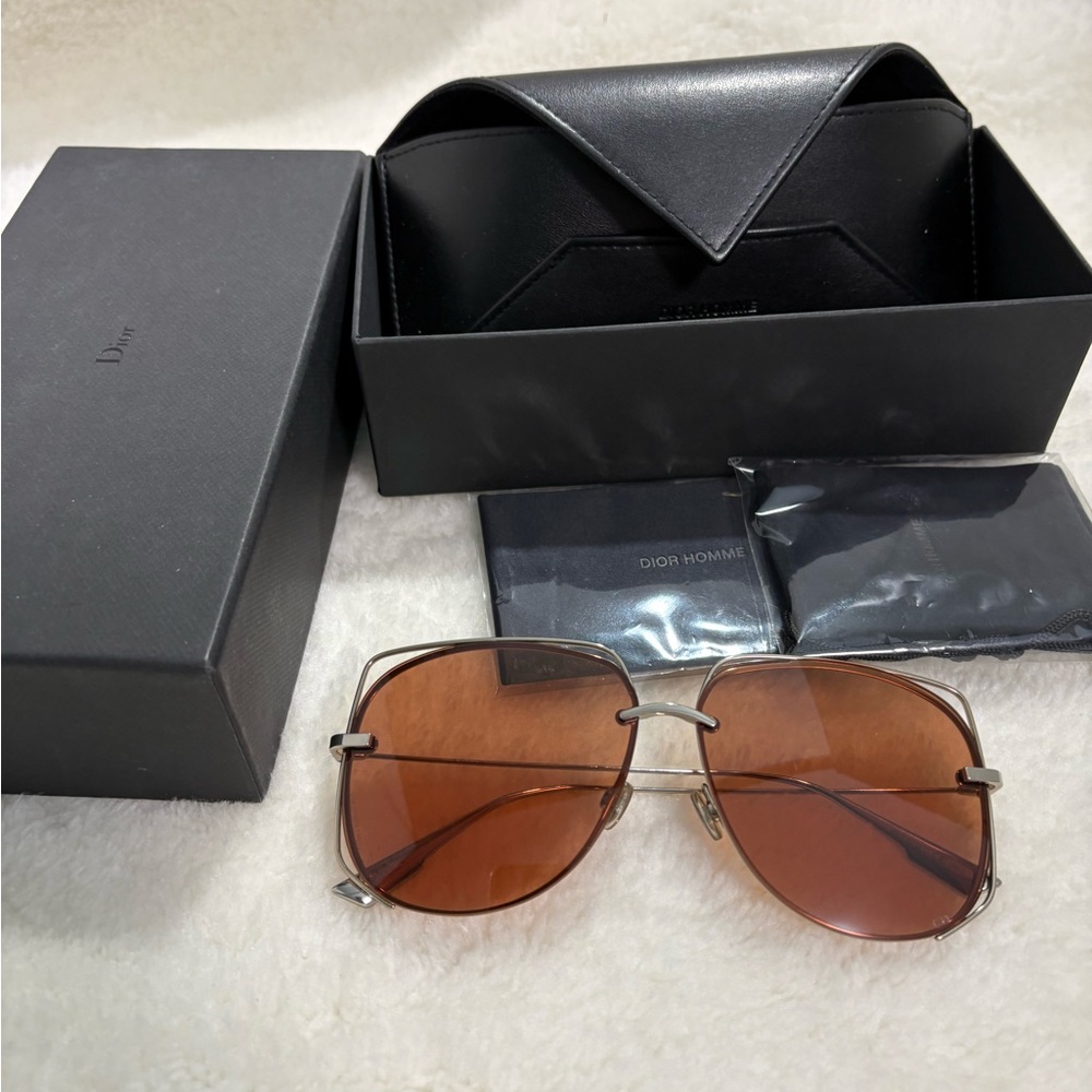 Authentic Dior Sunglasses with Copper Lenses and Black Case - Picture 3 of 14